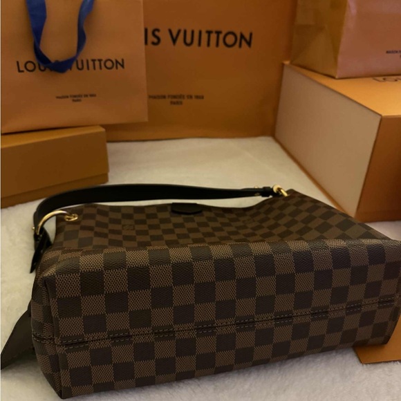 Louis Vuitton Checkered Brown Crossbody Bag - Picture 5 of 13
